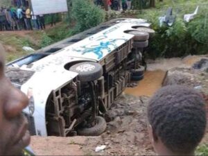 Modern Coast Accident in Kisii Today: Photos of Bus that Veered into Nyakomisaro River in Masosa