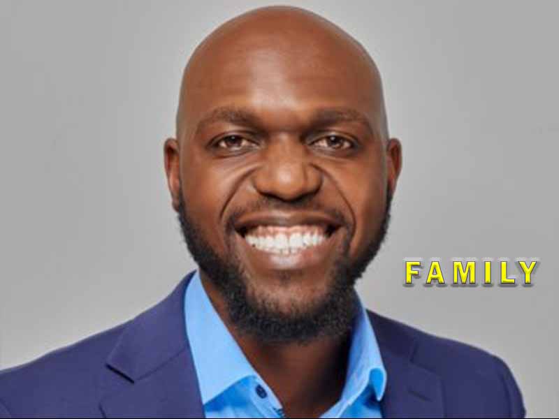 You are currently viewing Larry Madowo Family Members: Father Mzee Madowo, Mother Treazer Anyango & Sister Liz Profile